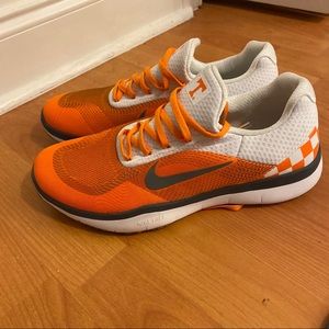 Nike Free Trainer V7 (Tennessee Volunteers)